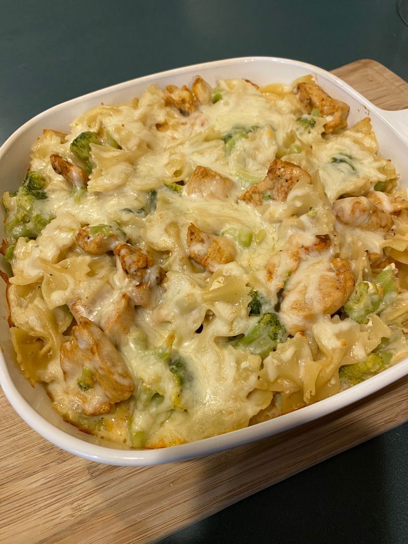 Chicken and Broccoli Pasta Bake