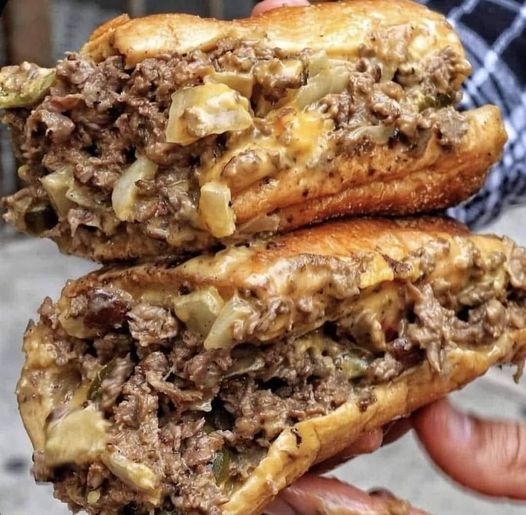 Philly Cheesesteak Sloppy Joes